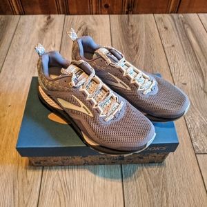 Brooks Cascadia 14 women's size 8